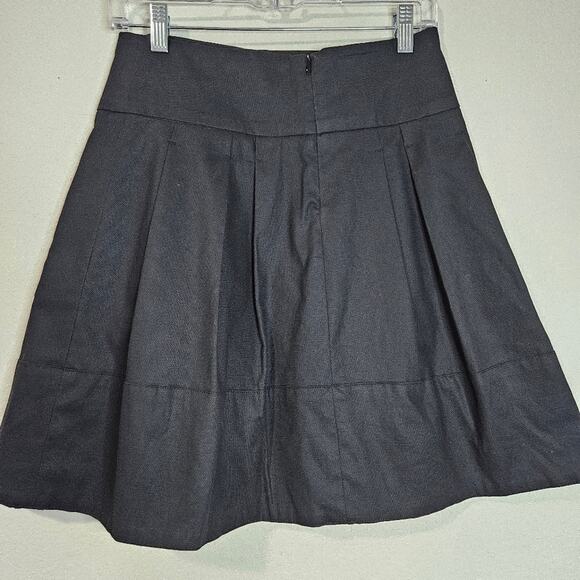 VINCE Black Womens sz 2 Pleated Textured Fabric Pockets Skirt - Picture 3 of 8